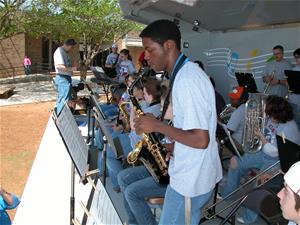 Hirschi Jazz Band 4-6-2006 009_thumb.jpg