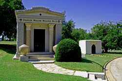 Mausoleum1.gif